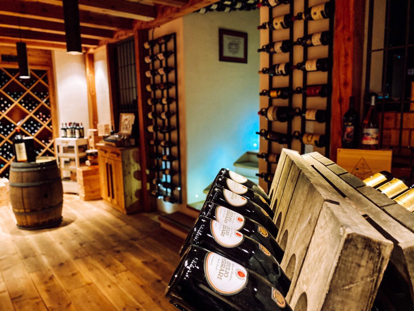 Vinum Hotel Ansitz Plantitscherhof Meran Südtirol Weinkaufsliste weinkeller